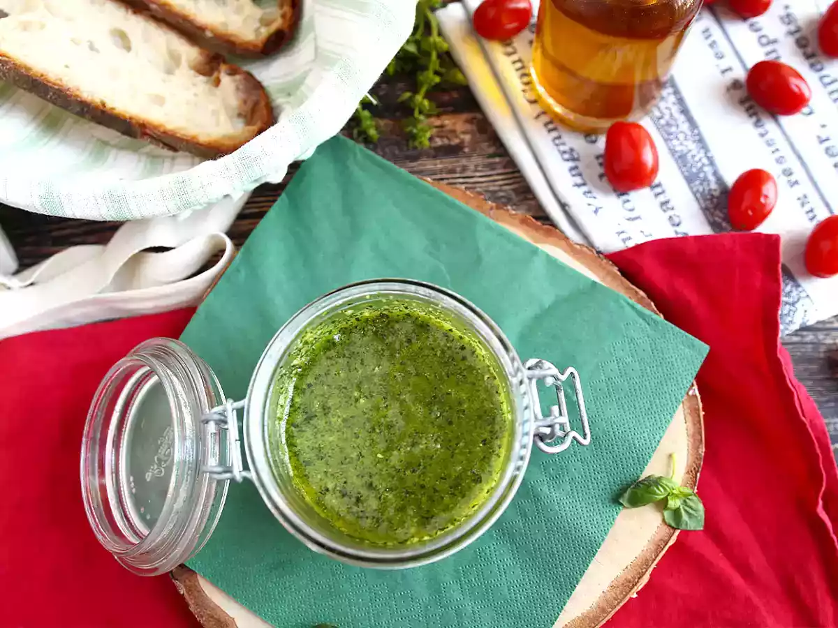 Kotitekoinen vihreä pesto - pesto alla genovese - kuva 4