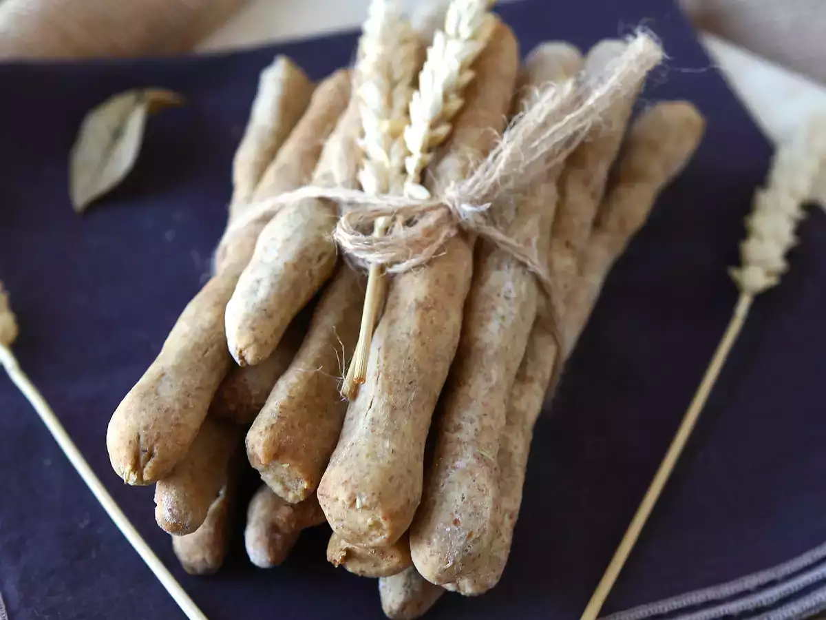 Kotitekoisia gressinejä ilmakeittimellä - kuva 3