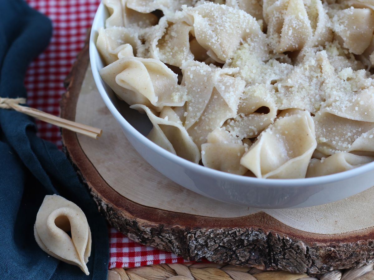 Kuinka tehdä kotitekoista pastaa: sorpresine, kauniita pieniä pastoja - kuva 6