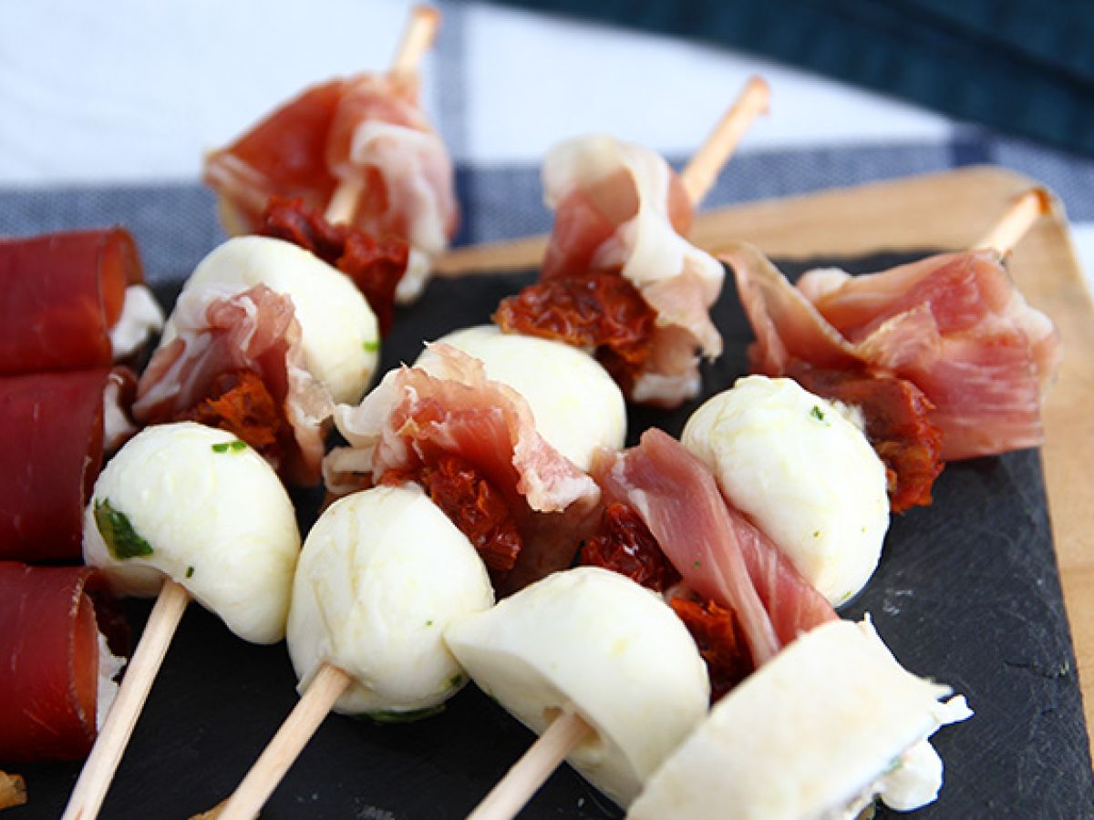 Kuivattua lihaa sisältävien aperitiivien kvartetti - kuva 6