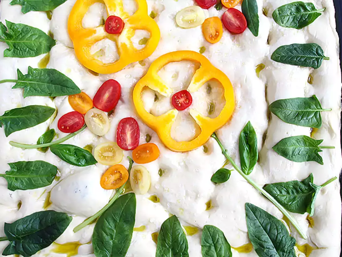 Kukkafocaccia – focaccia-taidetta - kuva 4