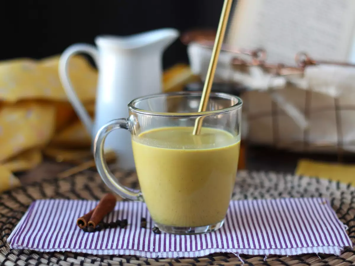 Kultainen maito eli golden milk – terveyttä ja hyvinvointia edistävä juoma!