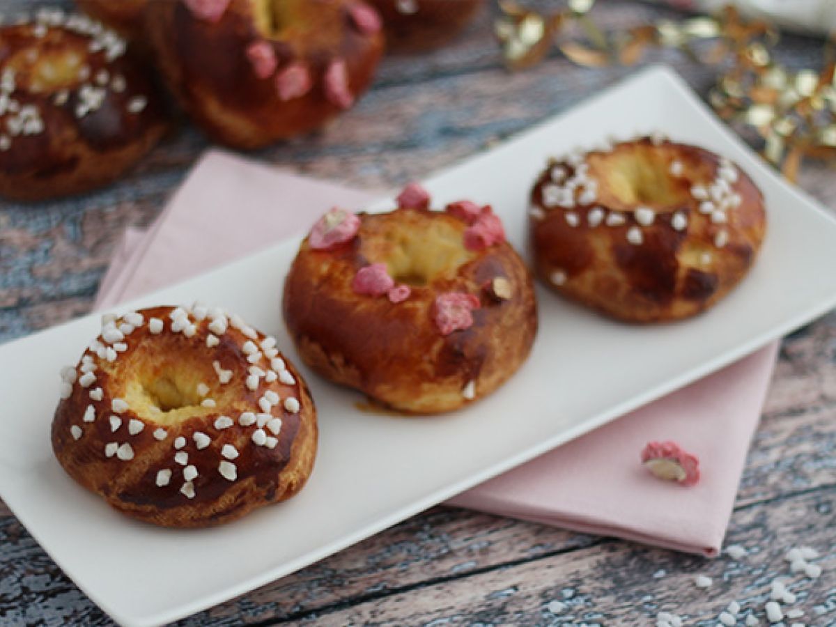 Kuningasten brioche-leivokset