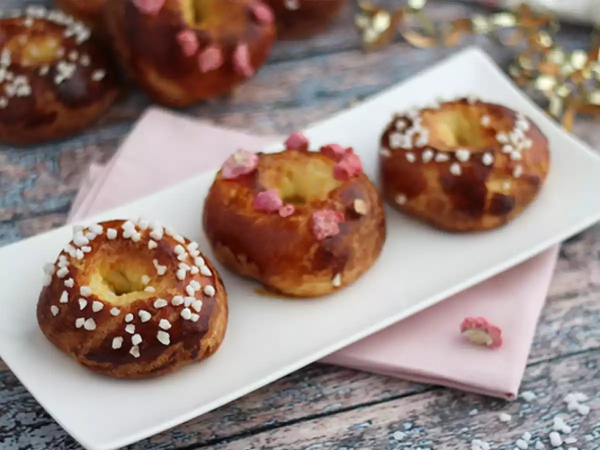 Kuningasten brioche-leivokset