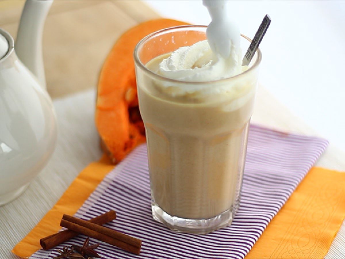 Kurpitsamausteinen latte, kahvilatte kurpitsalla - kuva 4
