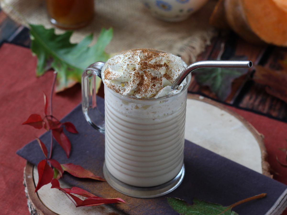 Kurpitsamausteinen latte kotitekoisella kurpitsasiirapilla! - kuva 2