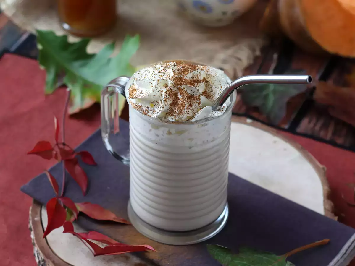 Kurpitsamausteinen latte kotitekoisella kurpitsasiirapilla! - kuva 2