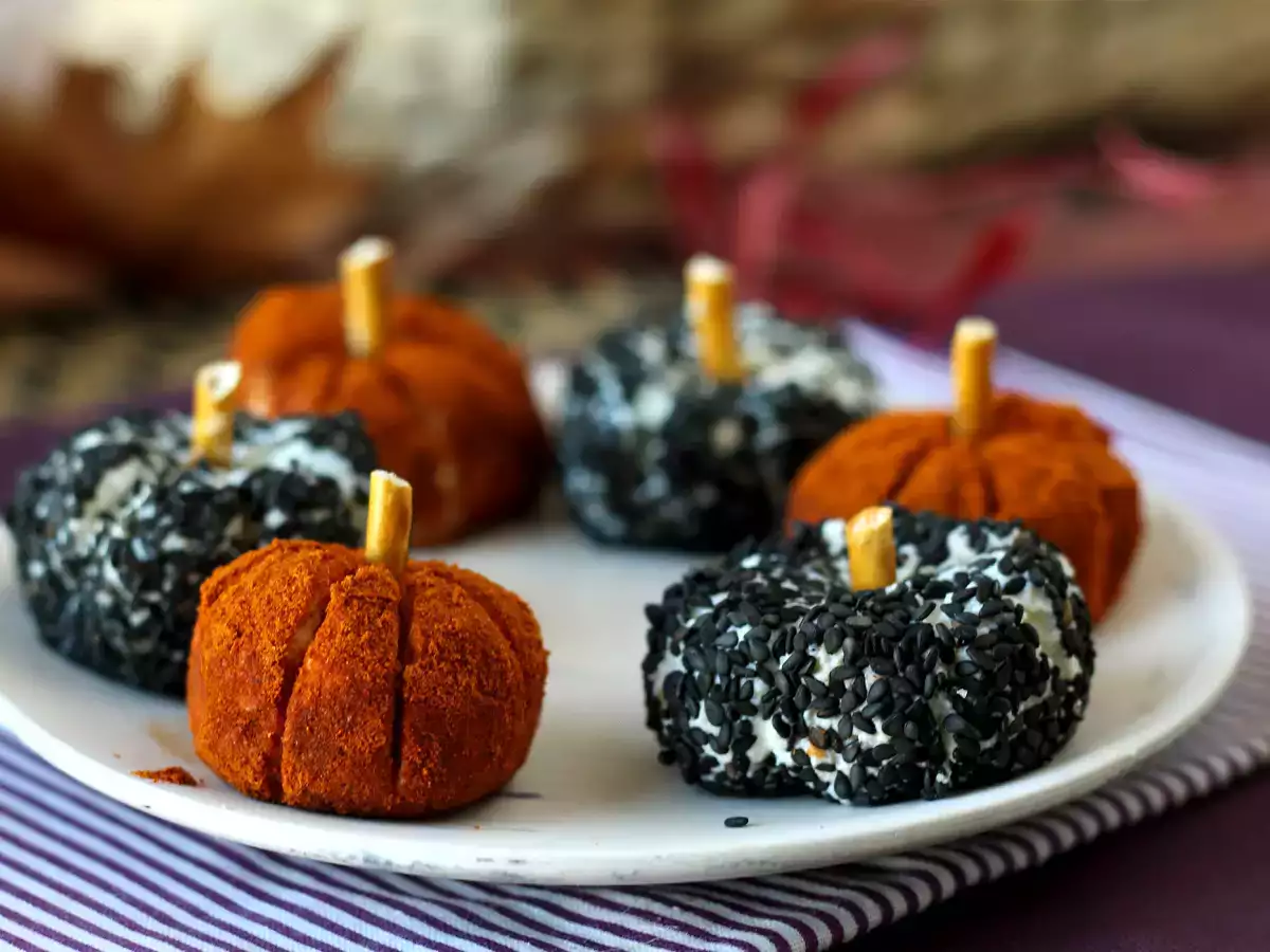Kurpitsan muotoinen aperitiivijuustolevy, täydellinen Halloweeniin! - kuva 6