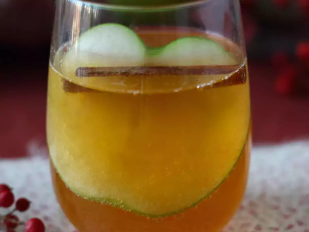Kurpitsaspritz, mausteinen cocktail kurpitsasiirapilla! - kuva 2