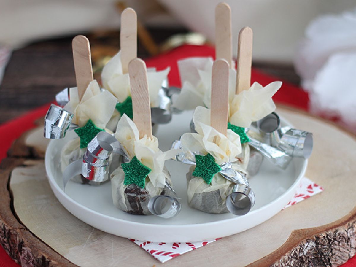 Kuuma suklaa tikkarit: tumma suklaa + Carambar