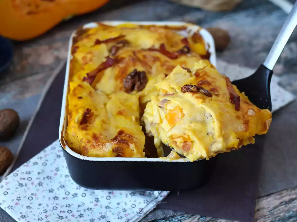 Lasagne, jossa on kurpitsaa, speckiä sekä kermaisia ja rapeita pähkinöitä - kuva 7