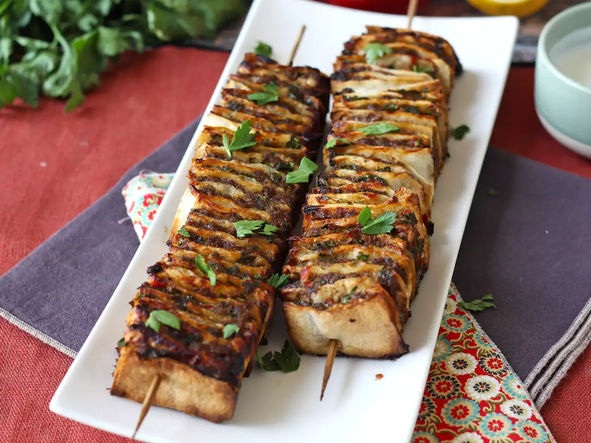 Lavash-kebab tortilloista – helpot ja kuuluisat uunissa paistetut vartaat! - kuva 5