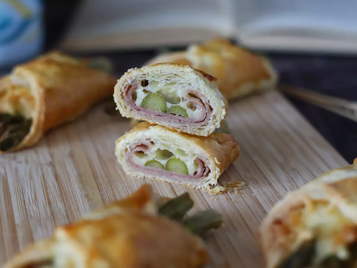 Lehtitaikinanyytit parsalla, kinkulla ja sulavalla juustolla - kuva 3