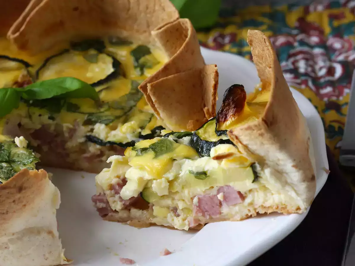 Leivonnaiseton quiche tortillalla? Se on mahdollista! Kevyt resepti, joka sopii täydellisesti kesään!