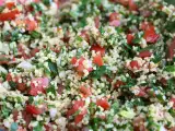 Libanonilainen tabbouleh – täynnä yrttejä ja ihanan raikas, kuva 3