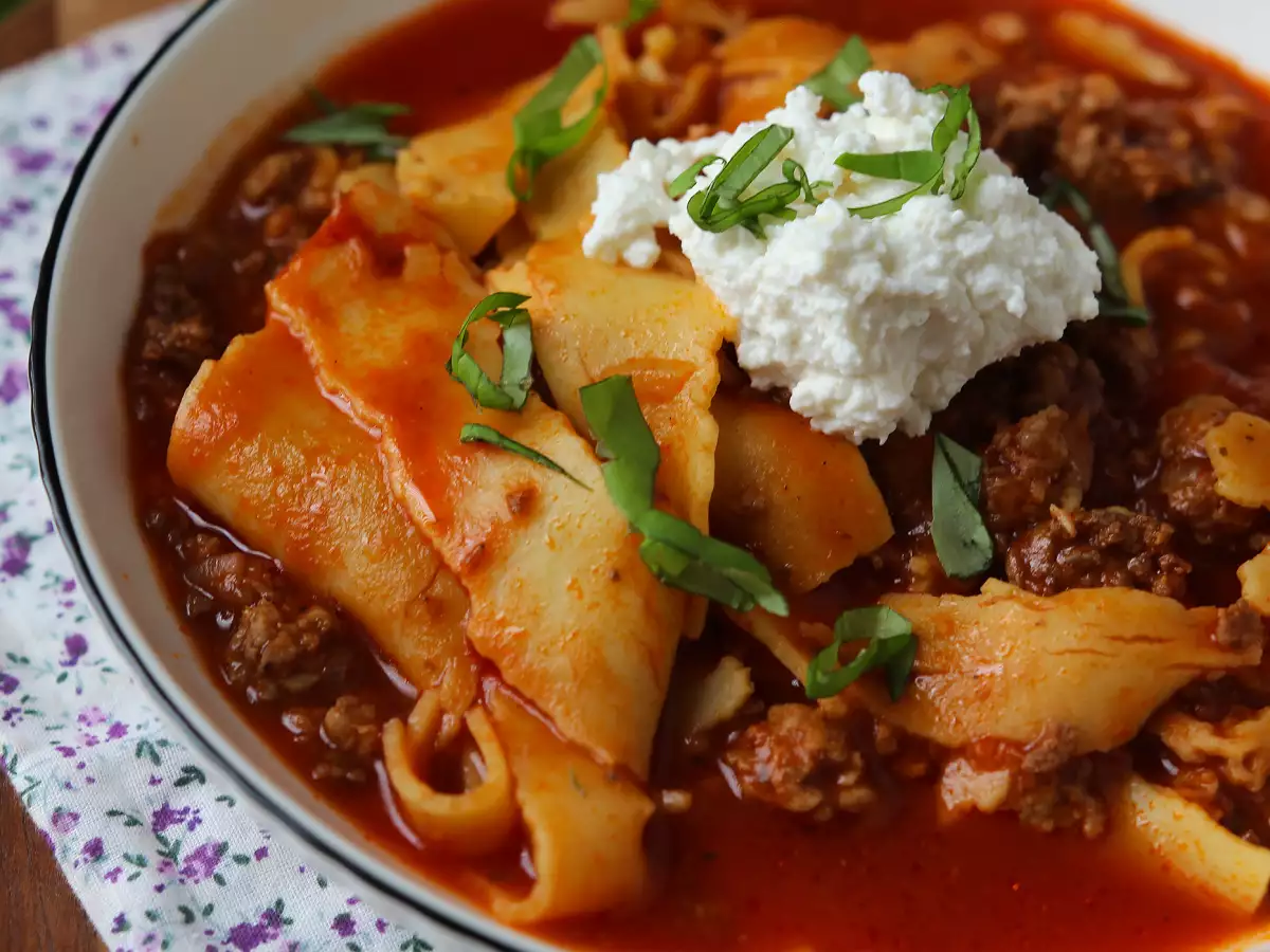 Lihalasagnekeitto ricotalla ja parmesaanilla - kuva 3