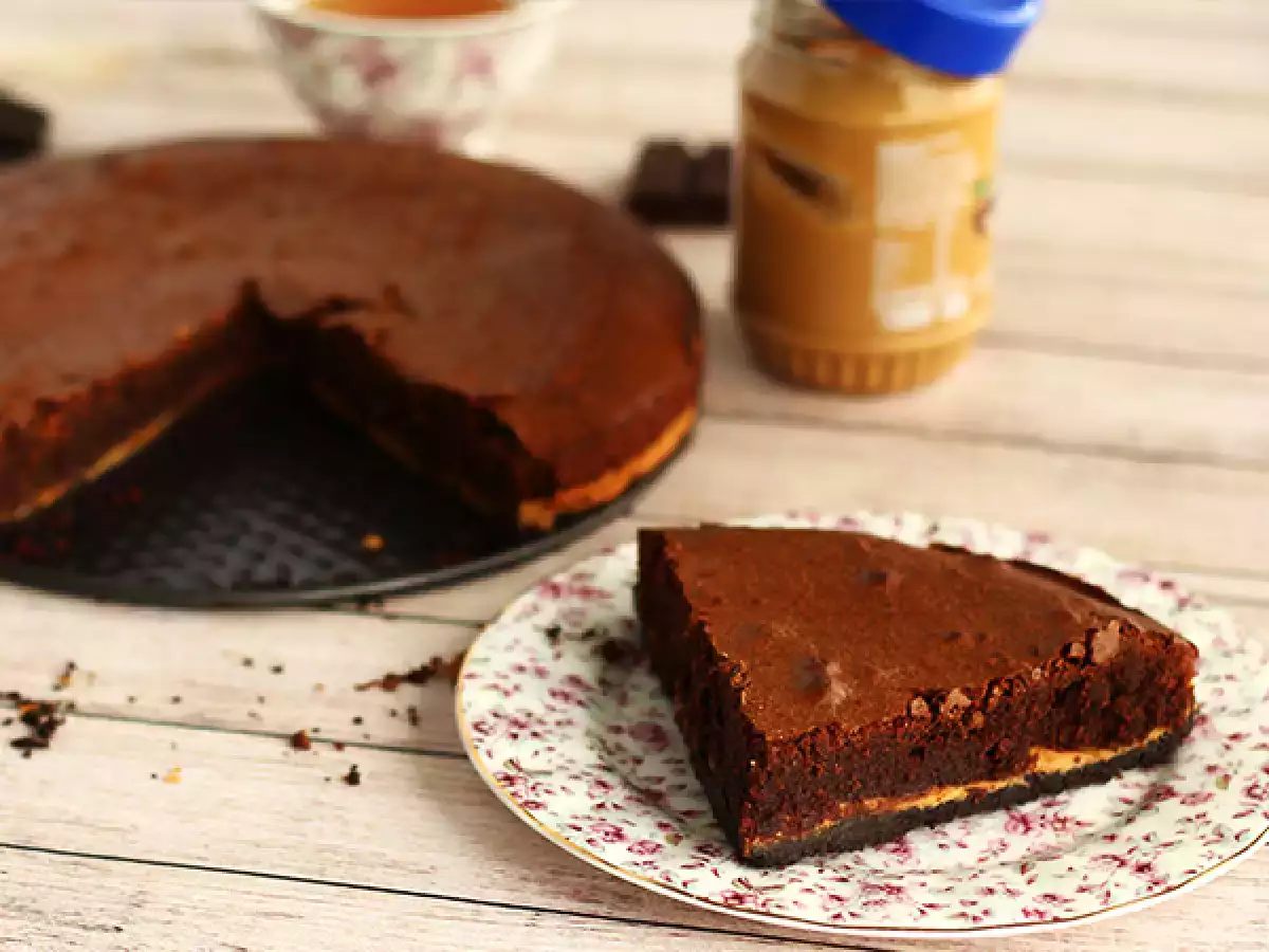 Maapähkinävoibrownie Oreo-kekseillä - kuva 2