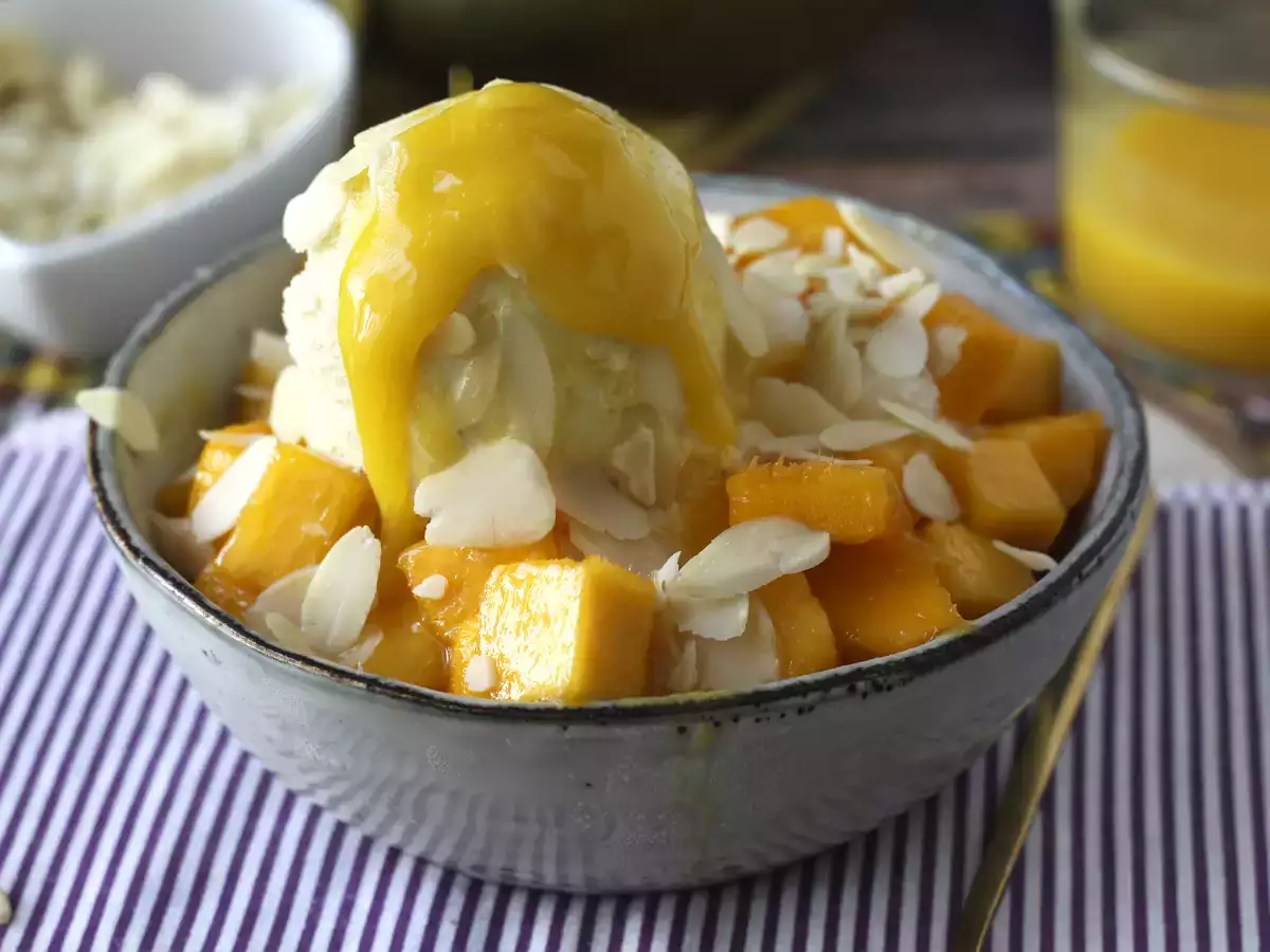 Mango bingsu, herkullinen korealainen jälkiruoka, jossa on mangoa ja joka on maailmanlaajuinen hitti. - kuva 2