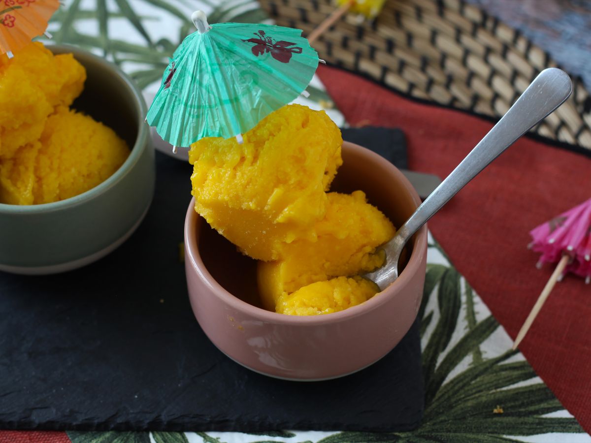 Mango- ja limettisorbetti vain 3 ainesosasta, valmis syötäväksi 5 minuutissa! - kuva 2