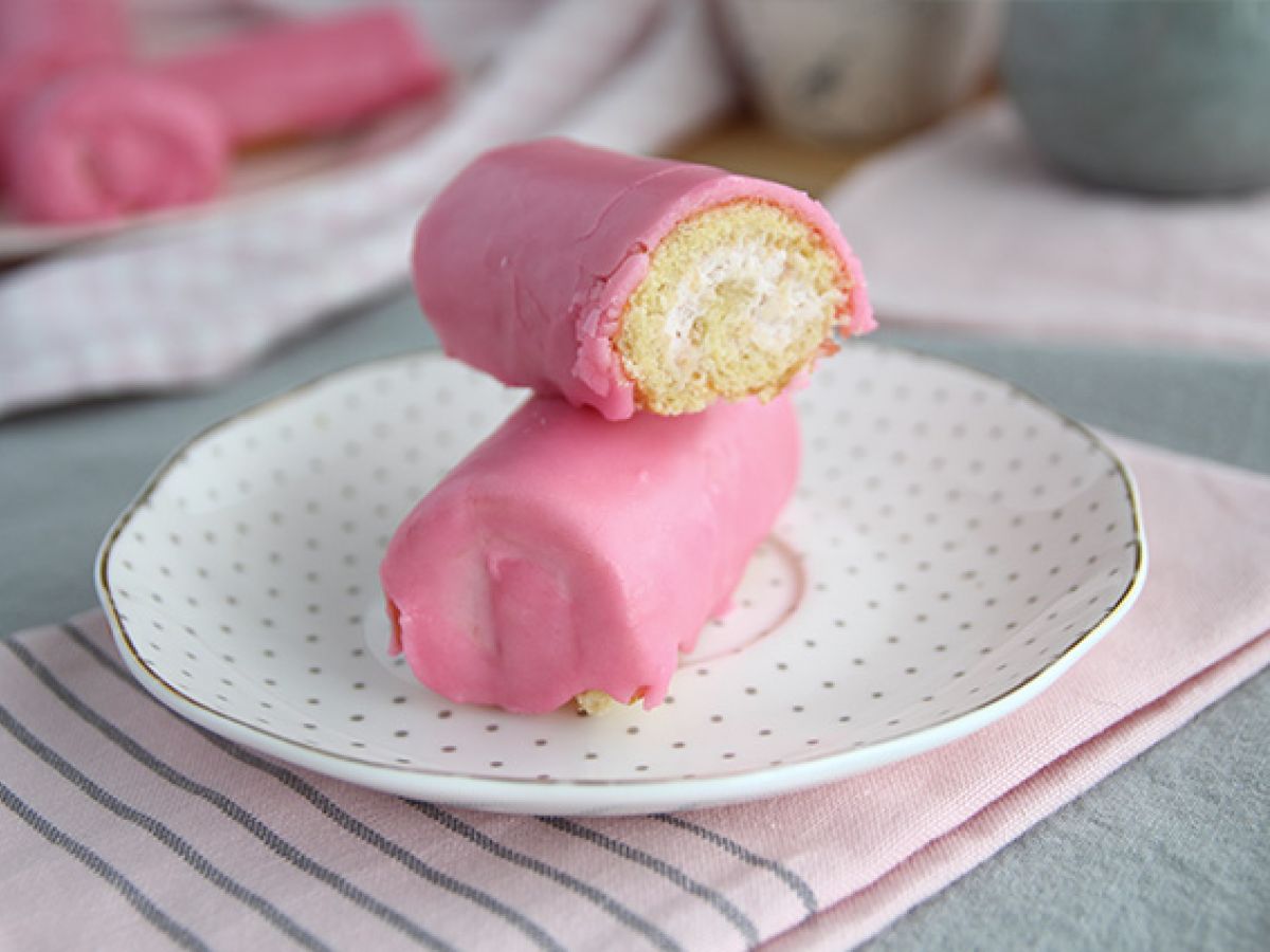 Mansikkaiset minikääryleet, Pink Panthers