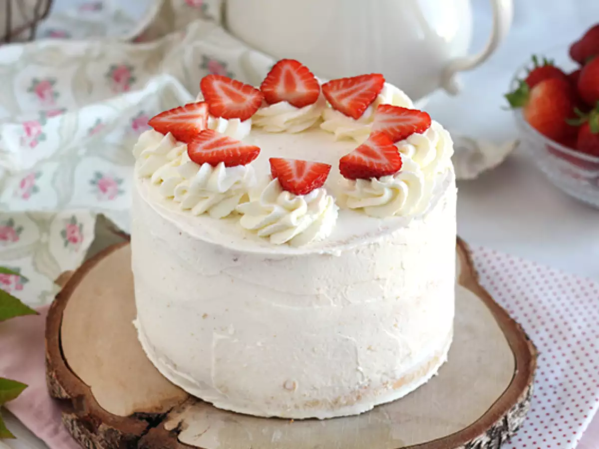 Mansikkakerroskakku mascarpone-kermalla - kuva 5