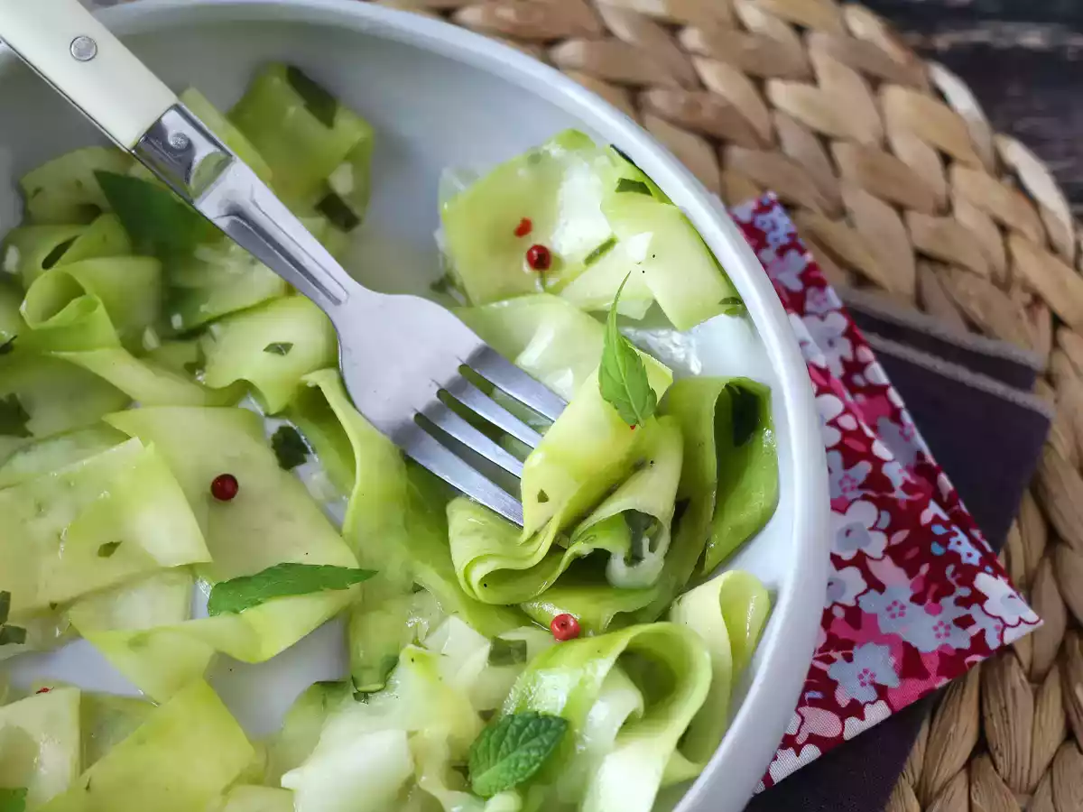 Marinoidut kesäkurpitsat, täydellinen vihannescarpaccio kesään! - kuva 2