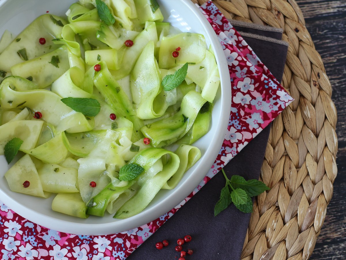 Marinoidut kesäkurpitsat, täydellinen vihannescarpaccio kesään! - kuva 6