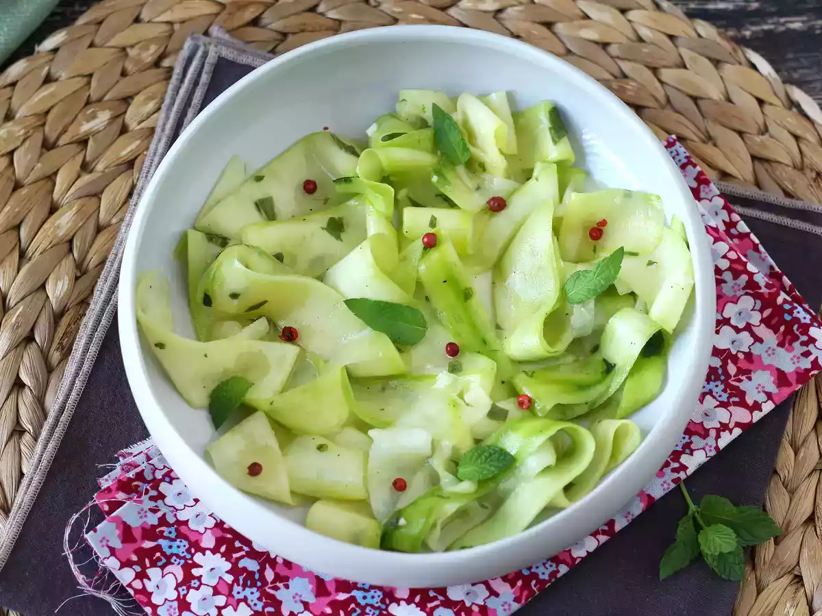 Marinoidut kesäkurpitsat, täydellinen vihannescarpaccio kesään! - kuva 7