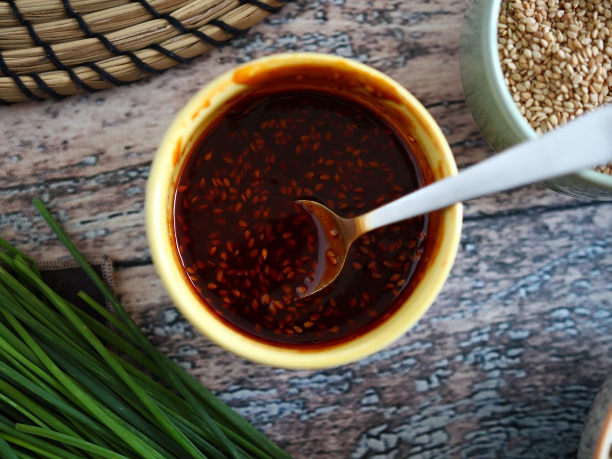 Mausteinen korealainen gochujang-kastike Bibimbapille - kuva 2