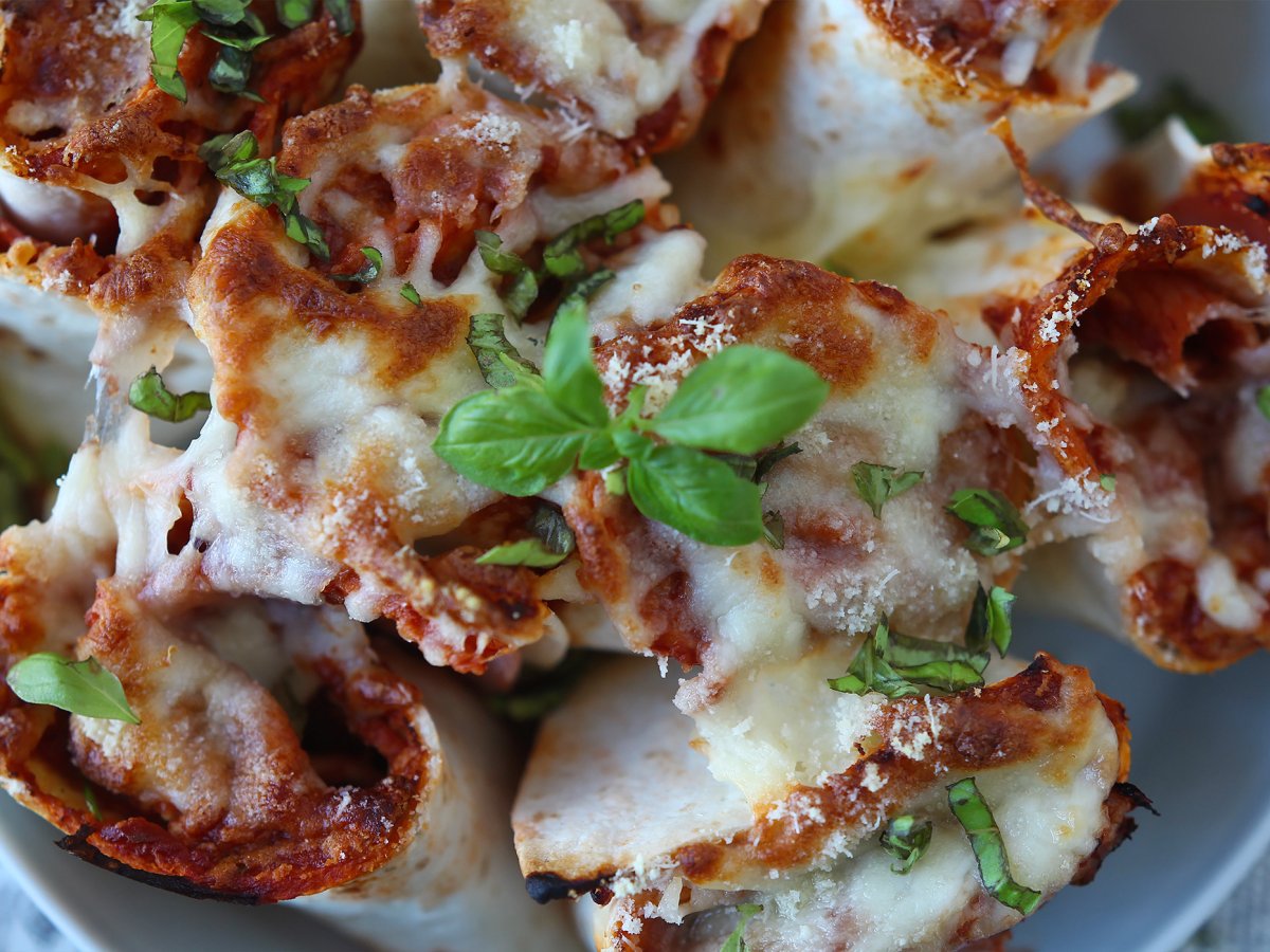 Mitä tehdä tortillojen kanssa? Gourmet-ruoka jaettavaksi, jossa on pizzan makua! - kuva 4