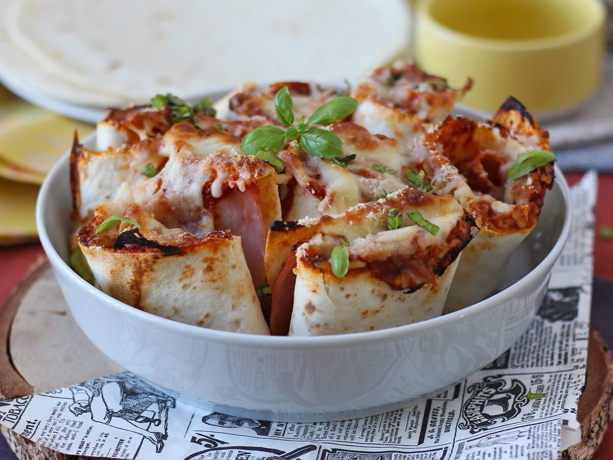 Mitä tehdä tortillojen kanssa? Gourmet-ruoka jaettavaksi, jossa on pizzan makua! - kuva 5