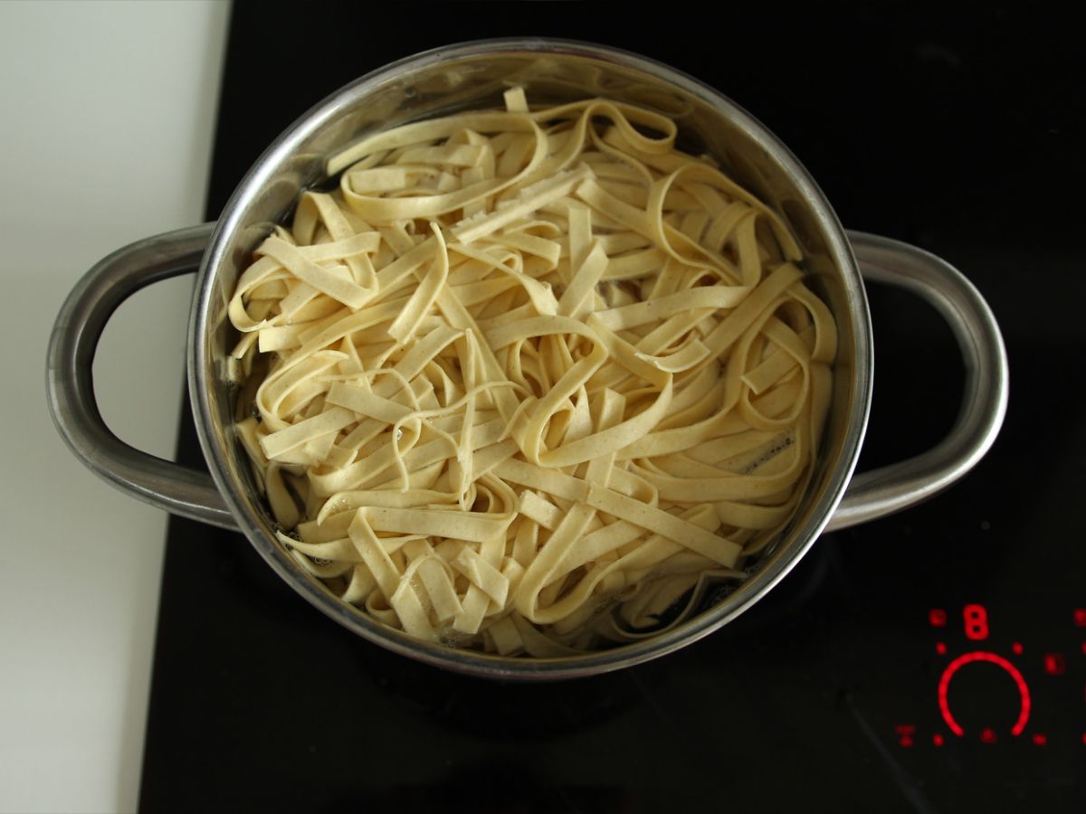 Miten keitän tuoretta pastaa?
