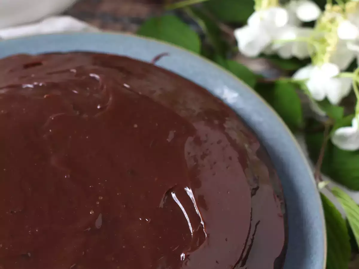 Miten tehdä brigadeiro-kuorrutus kakkuihin?