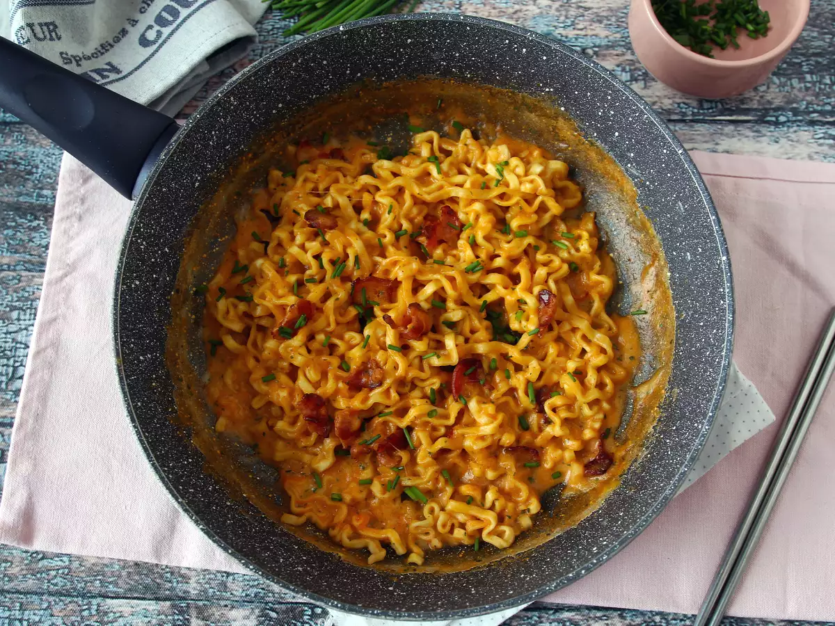 Miten valmistaa Buldak-carbonara-nuudeleita? Paras resepti! - kuva 6