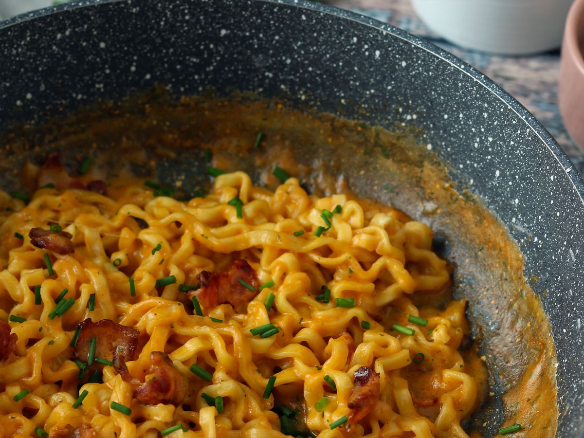 Miten valmistaa Buldak-nuudeleita carbonara-maulla? Paras resepti! - kuva 7