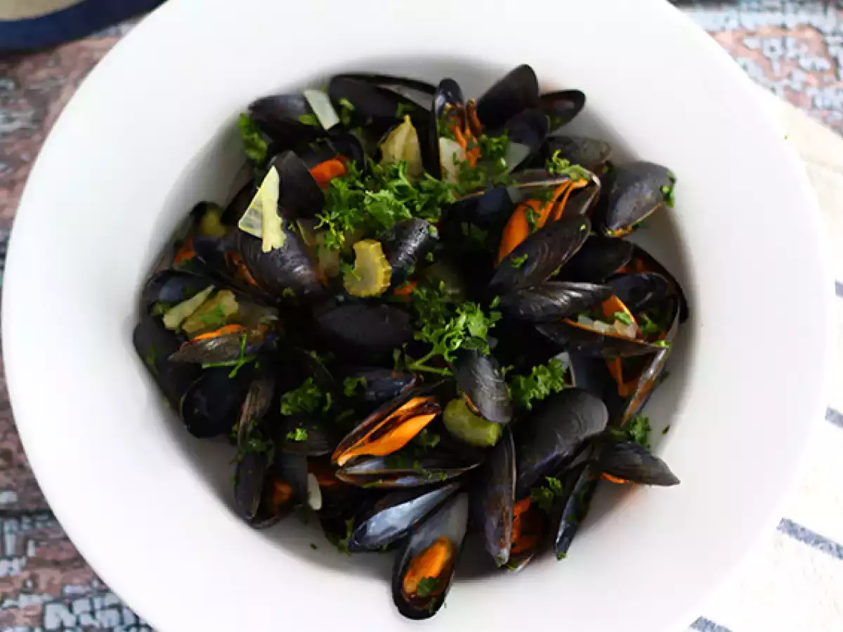 Moules marinières – helppo ja herkullinen simpukkaresepti - kuva 3