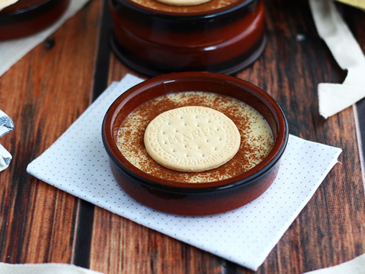 Natillas, espanjalainen munakerma