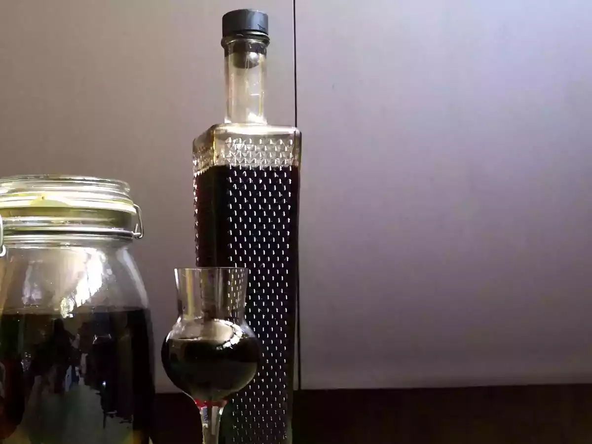 Nocino, resepti ja ainesosat sen valmistamiseksi kotona - kuva 6