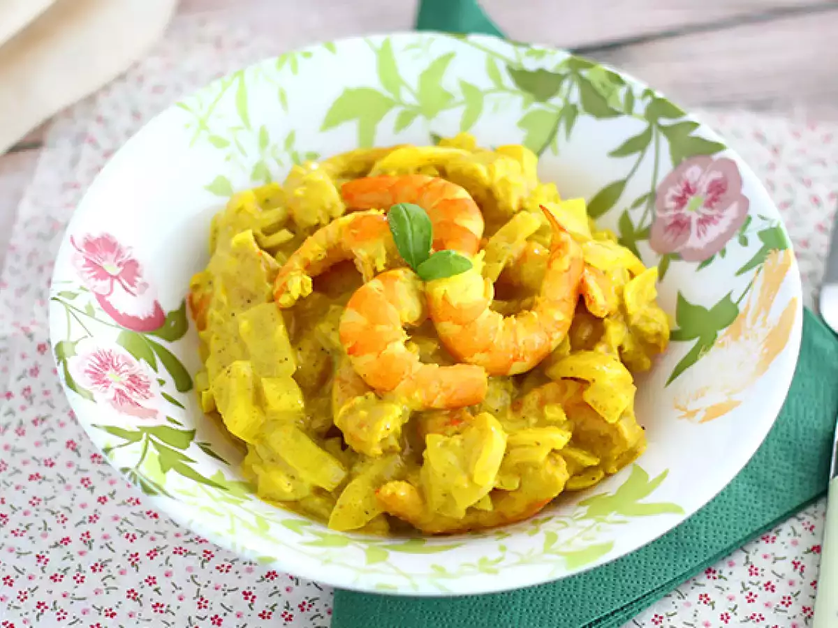 Nopea kookosmaitoinen katkarapucurry - kuva 2
