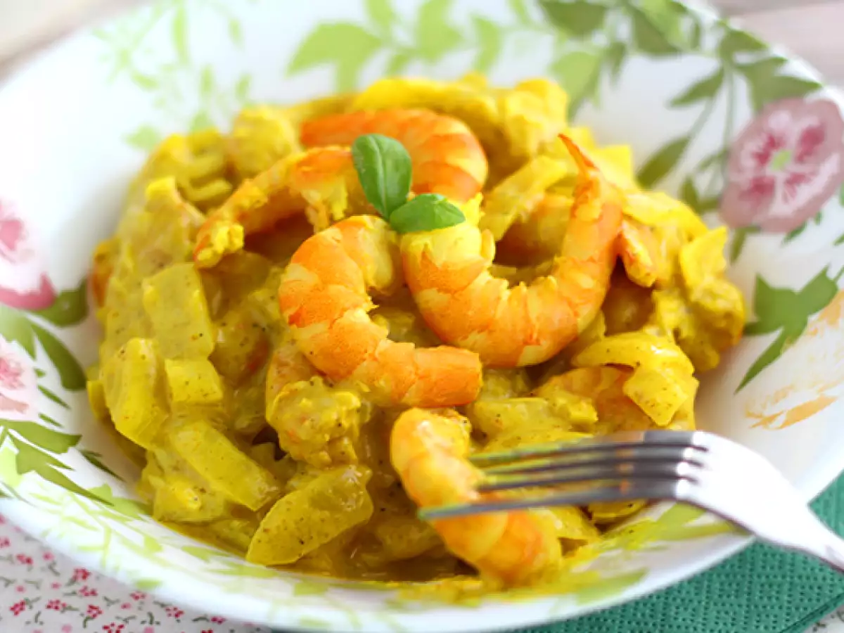 Nopea kookosmaitoinen katkarapucurry - kuva 4