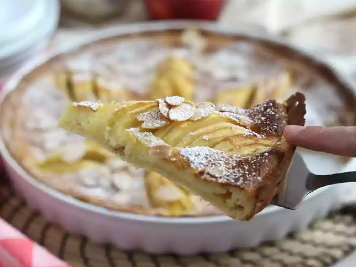 Omena- ja mantelikakku (Tarte normande) - kuva 3