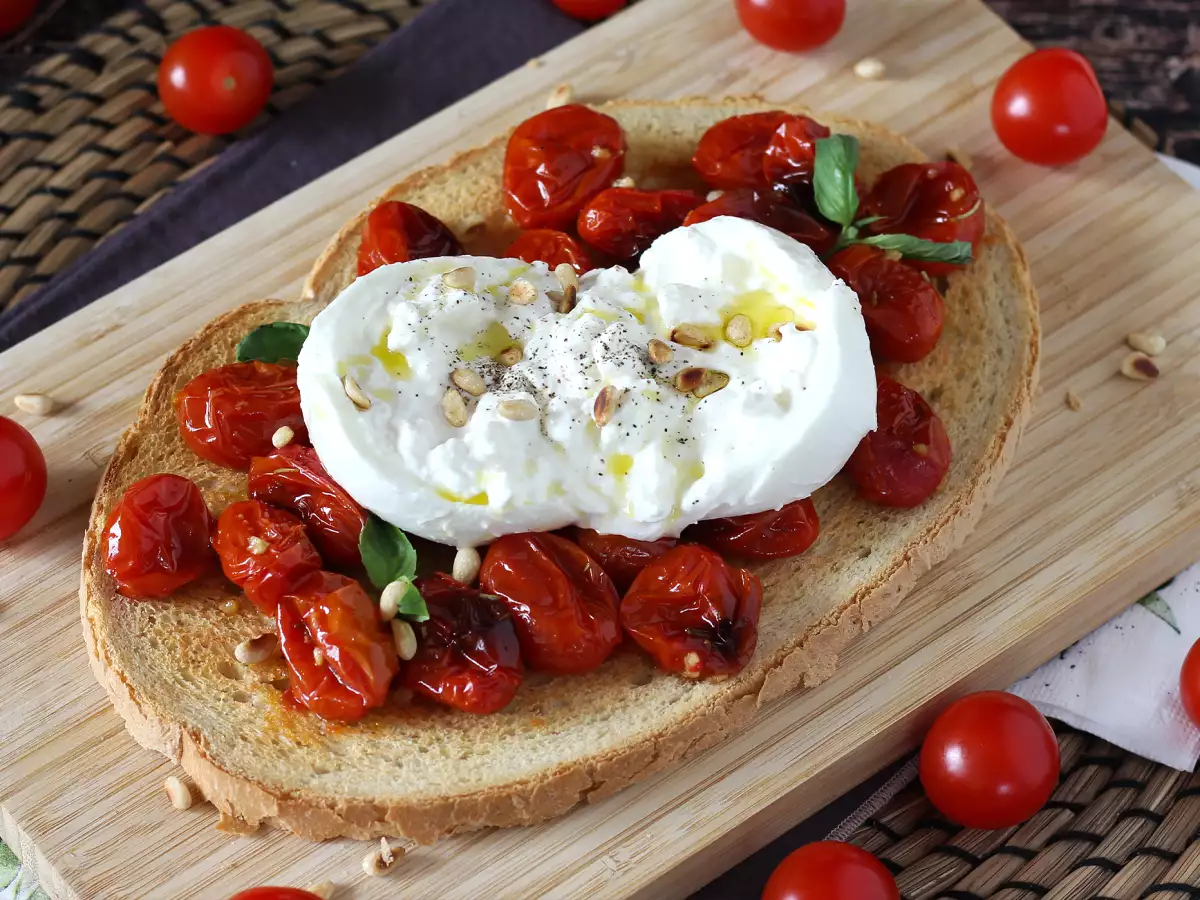 Paahdettu tomaatti-burrata-bruschetta - kuva 3