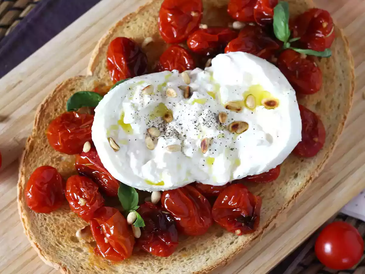 Paahdettu tomaatti ja burrata-bruschetta - kuva 4