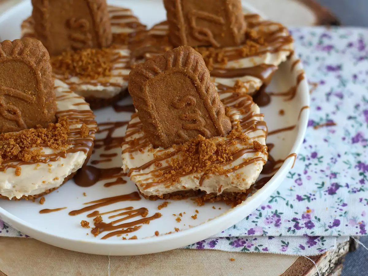 Paistamattomat speculoos-juustokakut - kuva 2