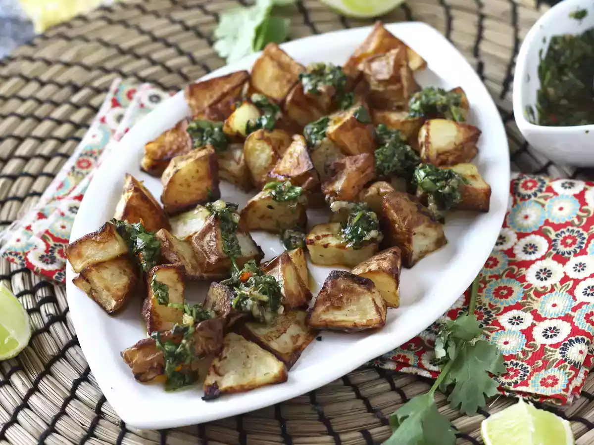 Paistetut perunat chimichurrin kera - kuva 4