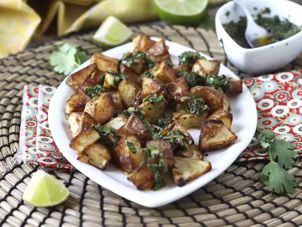 Paistetut perunat chimichurrin kera - kuva 6