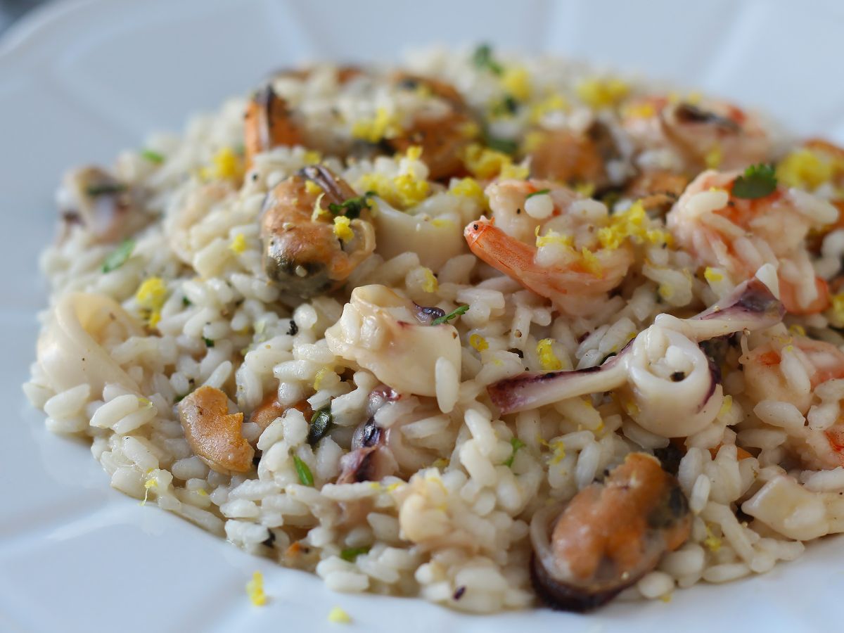 Pakastettu äyriäisrisotto: ihanteellinen ratkaisu nopeaan ja maukkaaseen ruokaan. - kuva 4