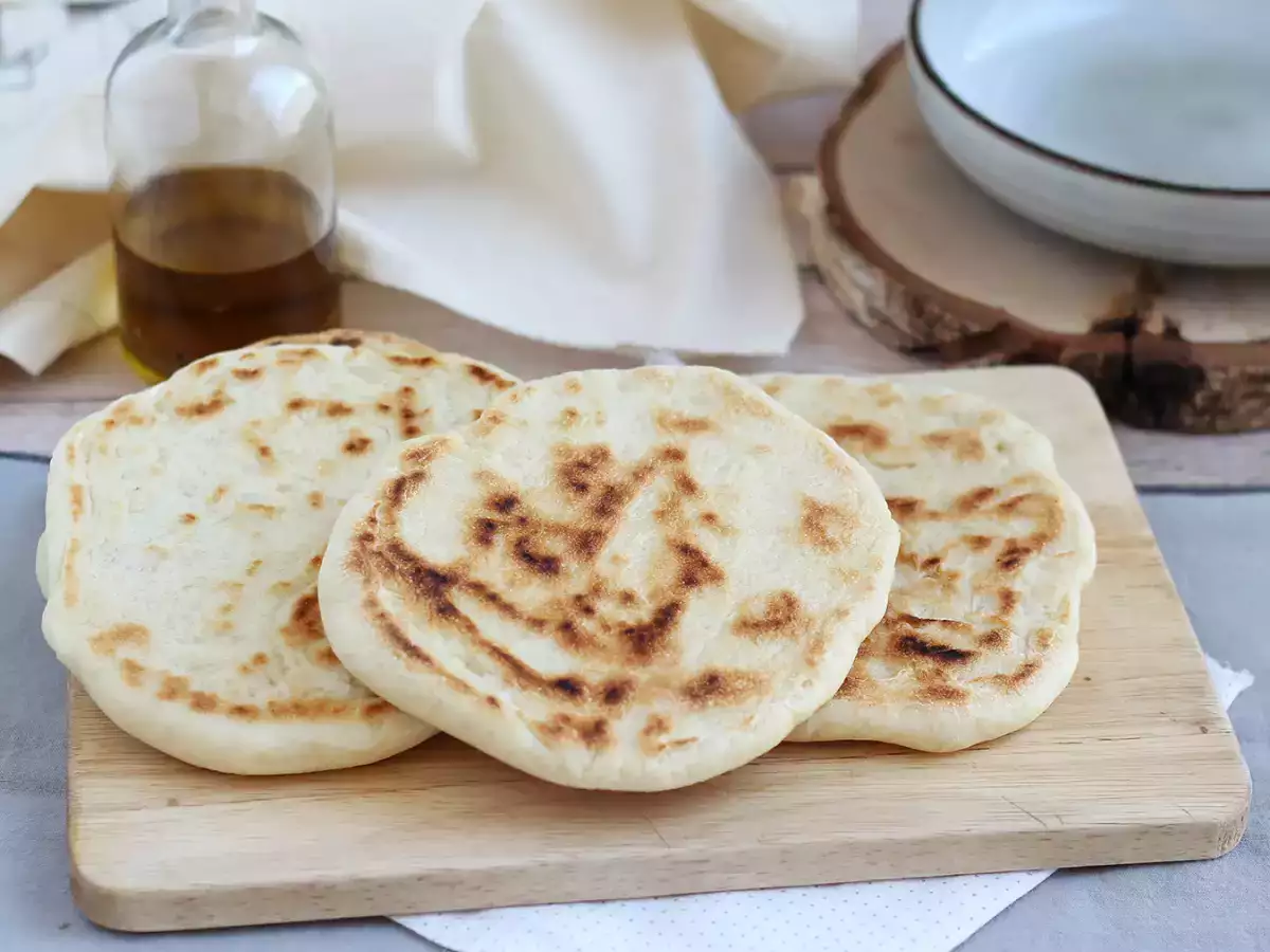 Pannulla paistettu pitaleipä