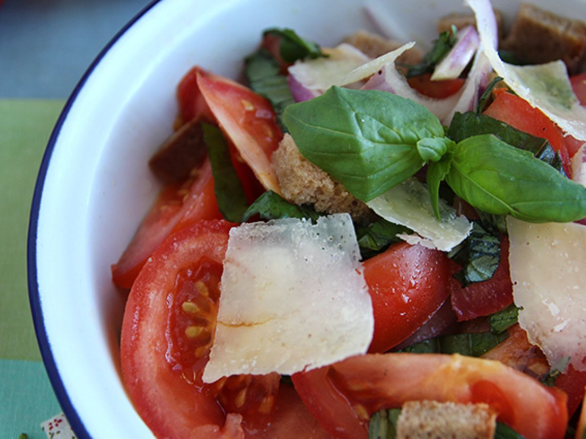 Panzanella-salaatti - kuva 3
