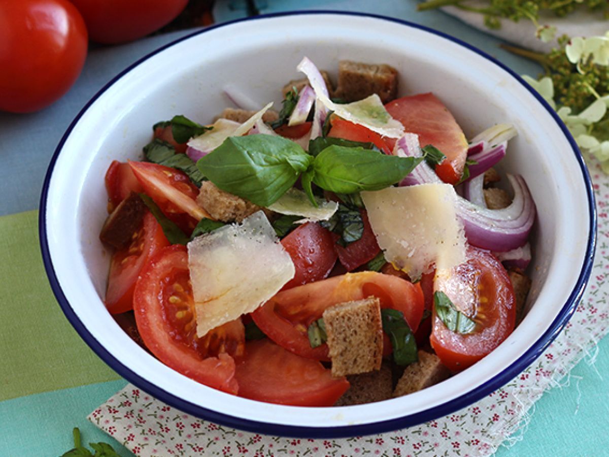 Panzanella-salaatti - kuva 5
